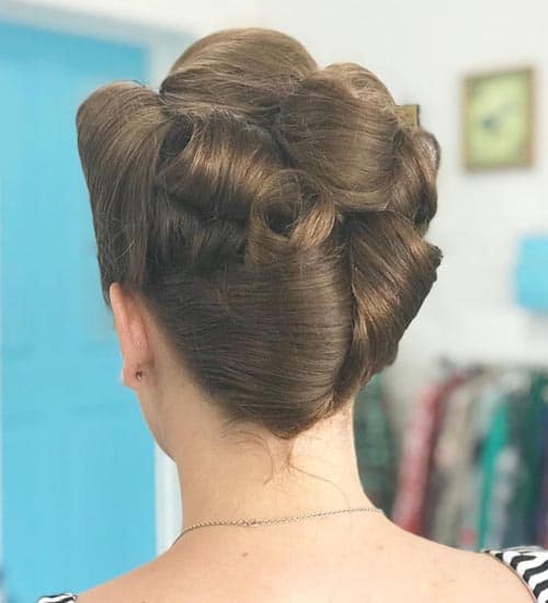 The Retro Vintage French Twist