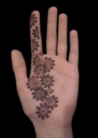 flower mehndi designs for kids