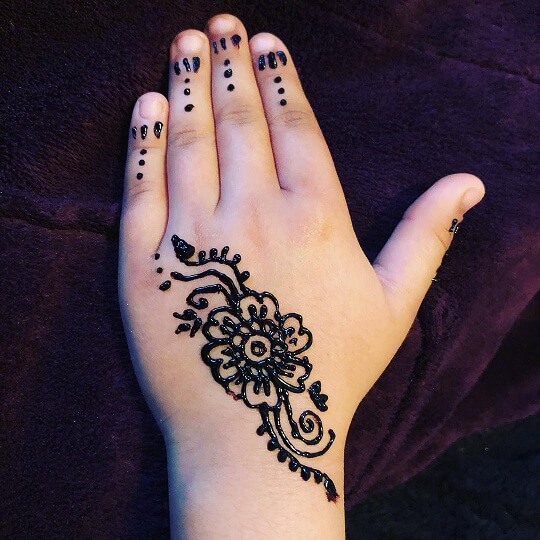 Arabic Mehndi Design for Kids