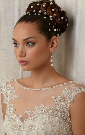 Bridesmaid Hairstyles 16