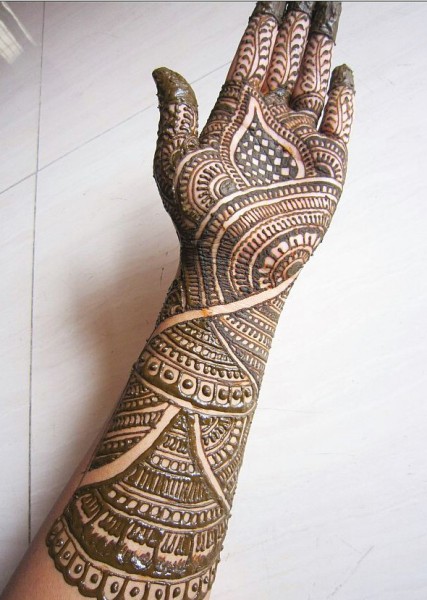 Floral Mehandi Design for Brides