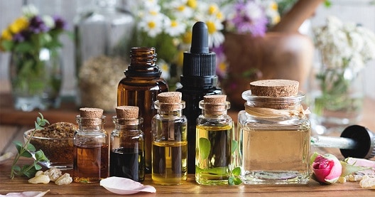 Natural Oils Treatment For Dry Skin In Winter