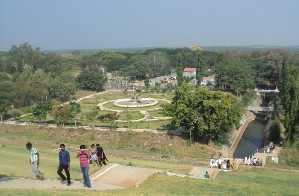 parks-in-coimbatore-aliyar-dam-reservoir-park