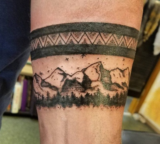 Hawaiian armband tattoo