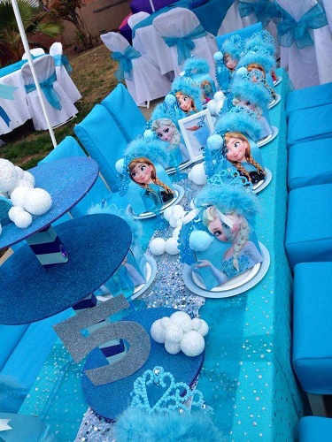 Table Tops Frozen Party Crafts