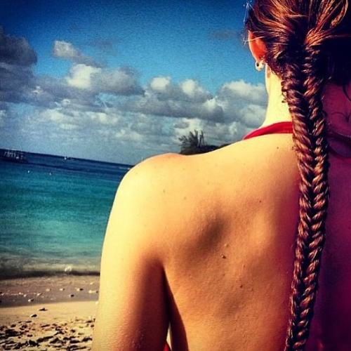 The Summer Tight Fishtail Braid Look