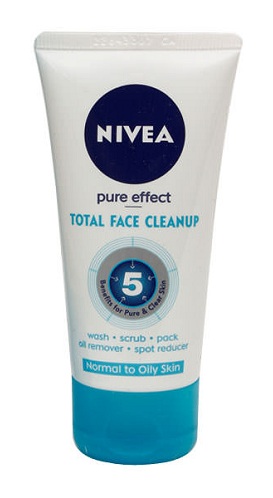 Nivea Pure Effects Total Clean up Face Wash