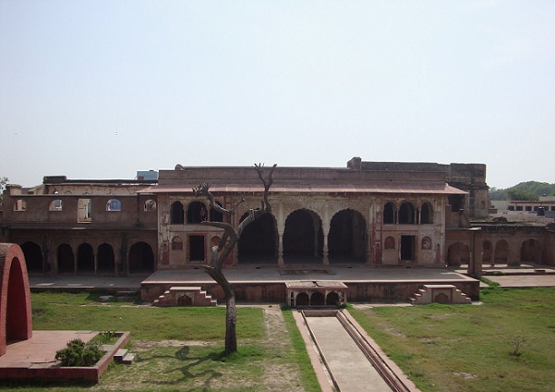 sheesh-mahal_haryana-tourist-places