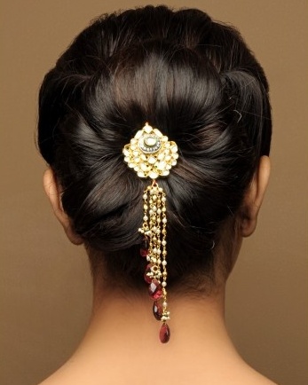 indian bun hAairstyles2