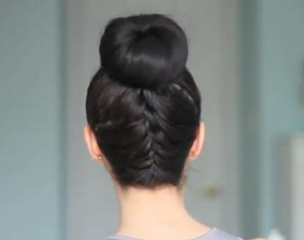 indian bun hAairstyles9