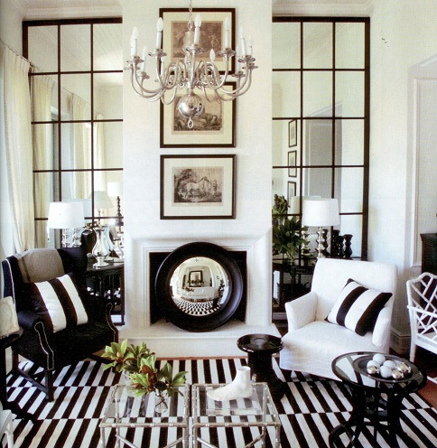 Black and White Style for Small Hall