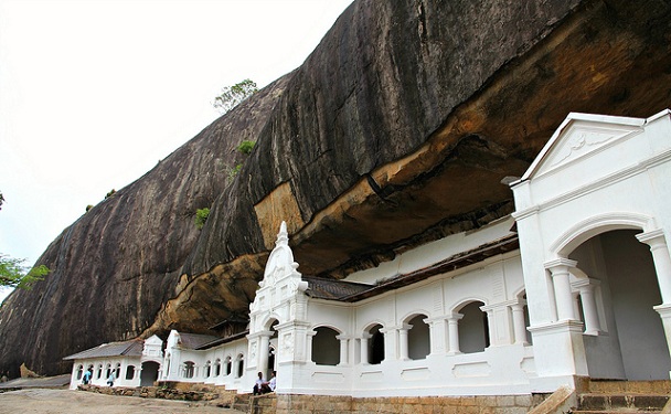 dambulla_sri-lanka-tourist-places