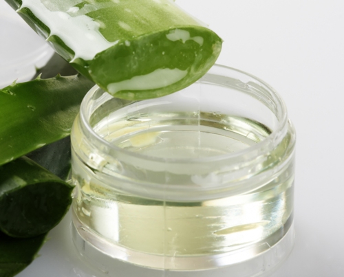 Homemade Skin Toners for Oily Skin 8