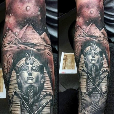 King tut with Egypt Pyramids Tattoo design