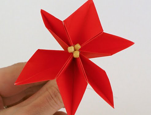 Paper Poinsettia Flower Crafts