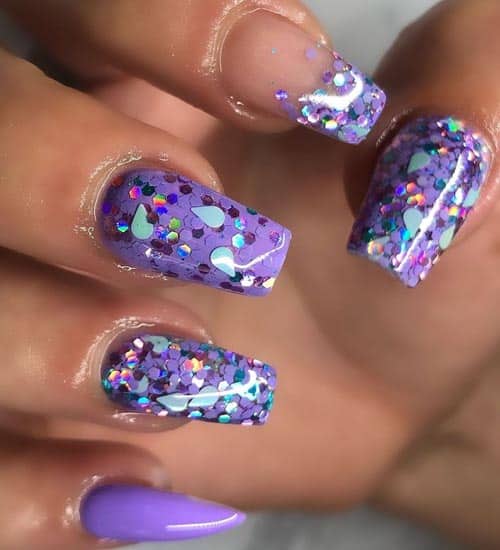 Glittering Winter Nail Art