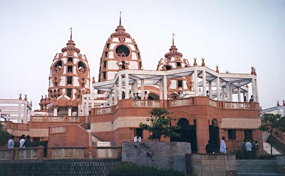 Famous Temples in Delhi-Iskcon Temple