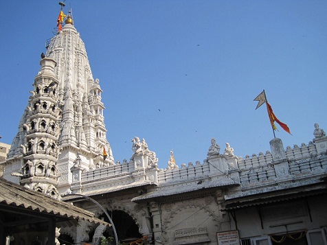 Babulnath Temple in Mumbai7