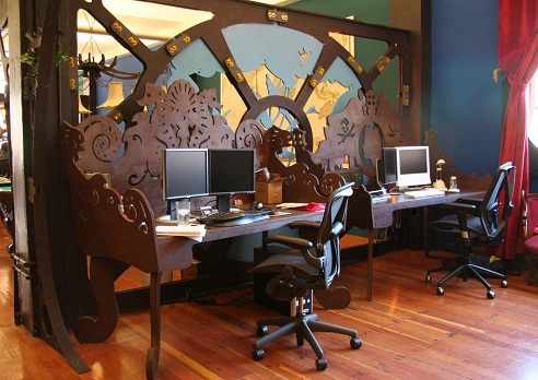 Offbeat Office Cubicle