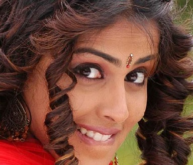 Genelia D'souza Smiling