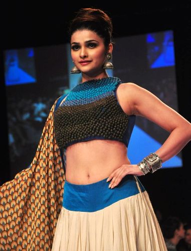 High Neck Blouse Designs-Prachi Desai High Neck Blouse Design