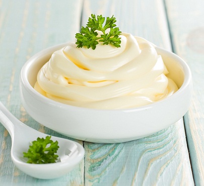 Mayonnaise Pack for smooth hair