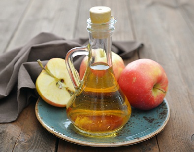 Apple cider vinegar for Straighten Your Curly Hair