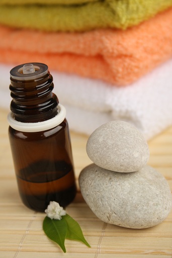 Tea Tree Oil for Scalp Pimples