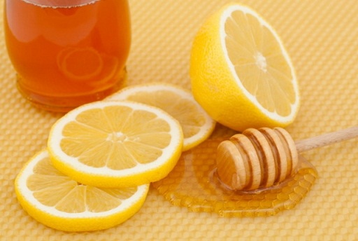 Lemon and Tomato Face Mask