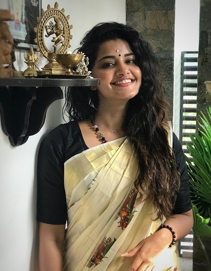 Kerala Saree with Black Blouse