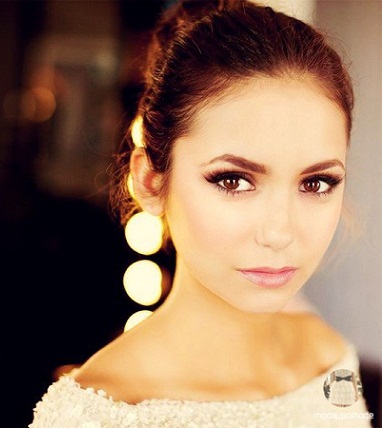 NinaDobrev-eye Makeup