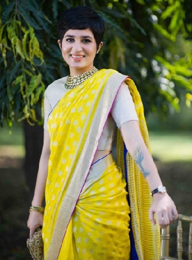 Classic Shorter Style for Saree