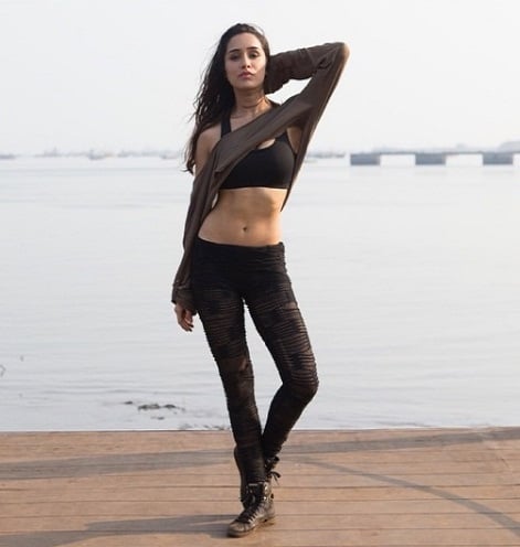 shraddha kapoor body shape