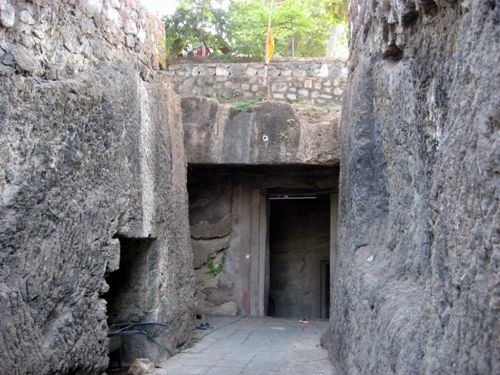 Jogeshwari Caves