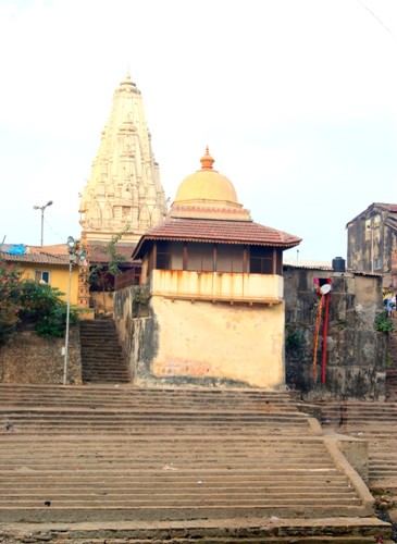 temples in mumbai