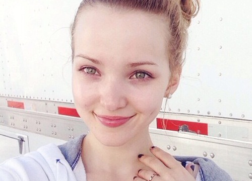 Dove Cameron Without Makeup 10