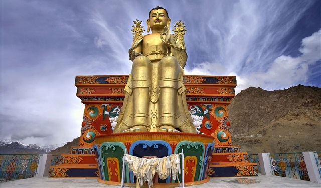 likir-monastery_ladakh-tourist-places