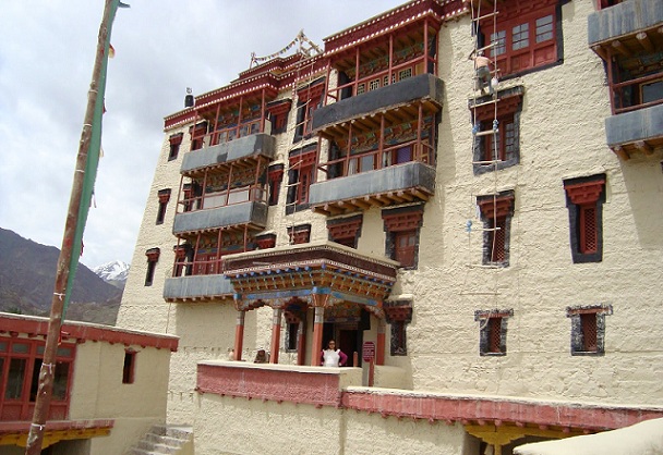 stok-palace-and-museum_ladakh-tourist-places