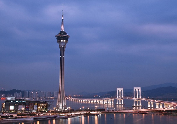 sky-tower_new-zealand-tourist-places