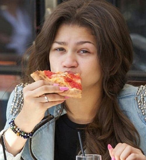 Zendaya without Makeup 1