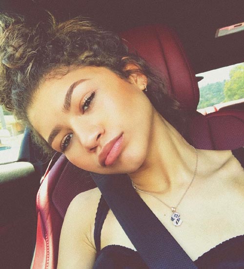 Zendaya without Makeup 13