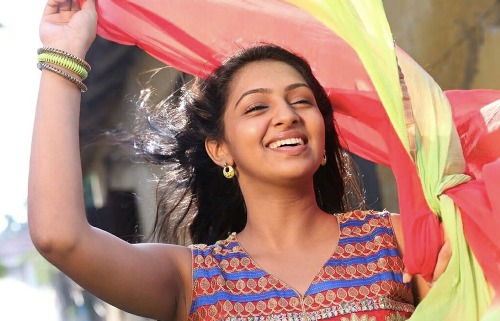 Lakshmi Menon Without Makeup 9