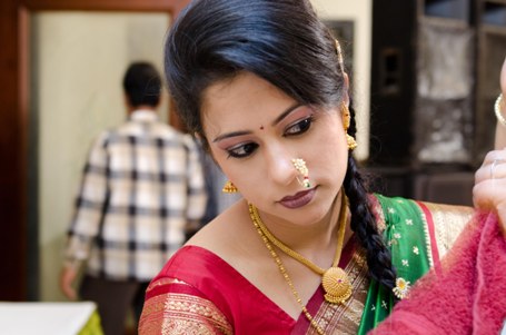 maharashtrian bridal hairstyle7