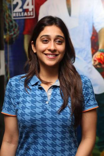 Regina Cassandra without makeup 4