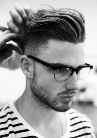 Very short hairstyle for men 8