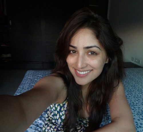 Yami Gautam without makeup 6