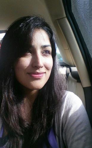 Yami Gautam without makeup 8