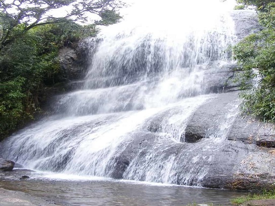 Waterfalls in Tamilnadu7