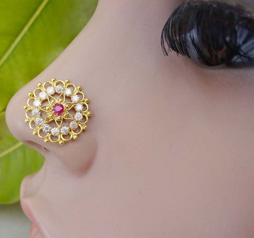 Floral nose stud