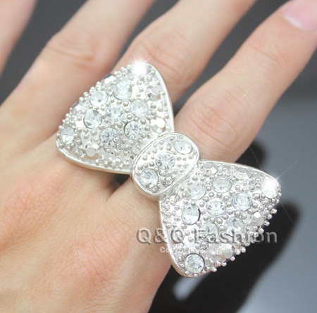 bow-shape-silver-ring